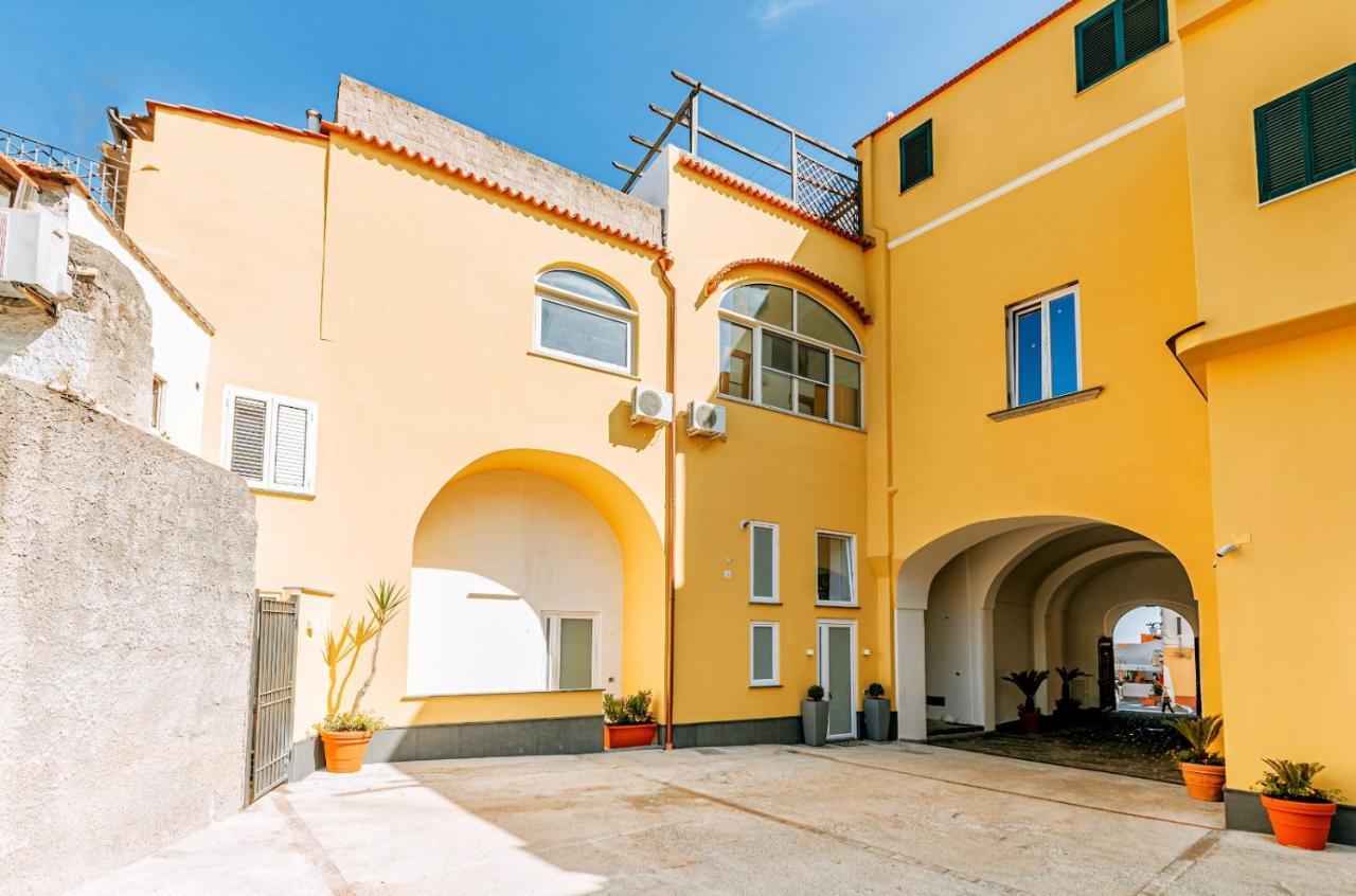 Casa Neval Lacco Ameno Lägenhet Lacco Ameno  Exteriör bild