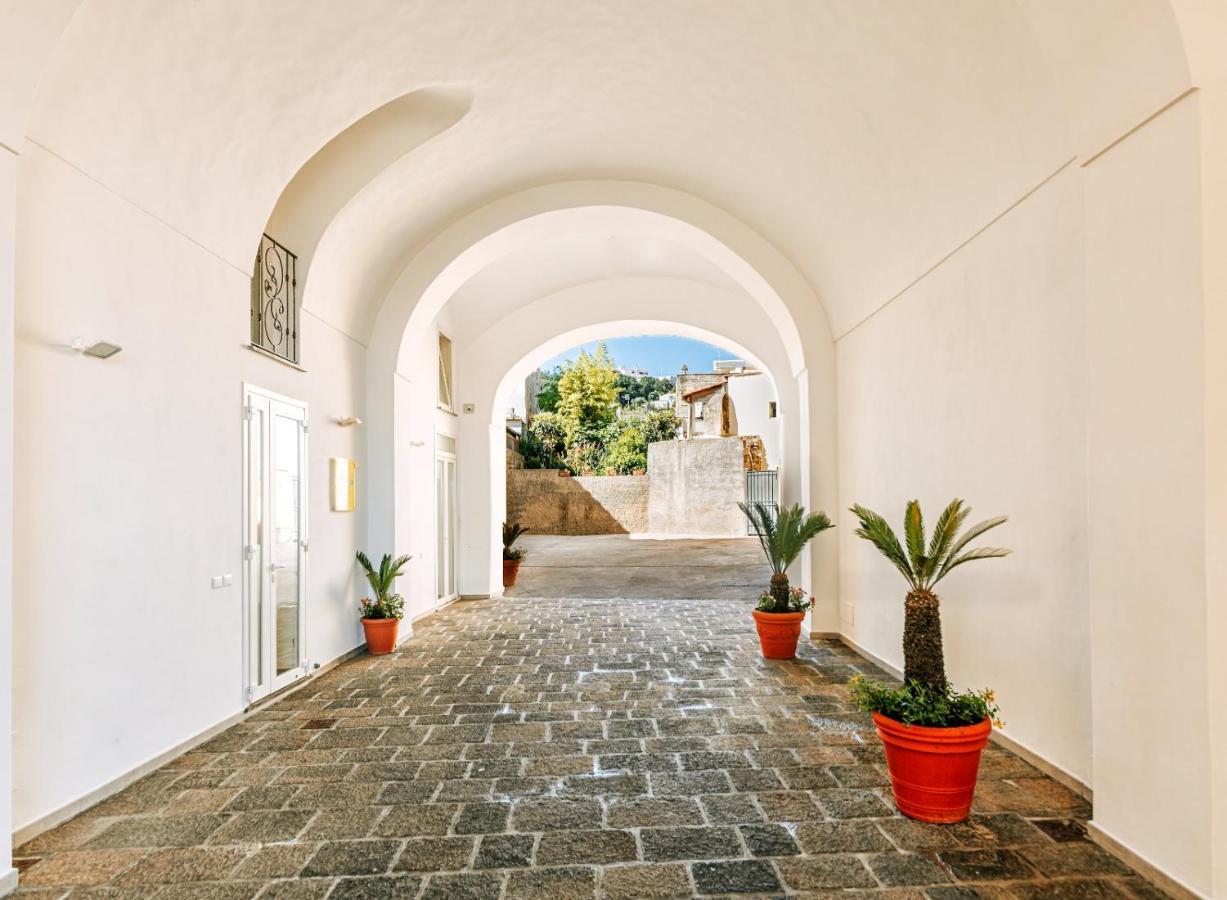 Casa Neval Lacco Ameno Lägenhet Lacco Ameno  Exteriör bild